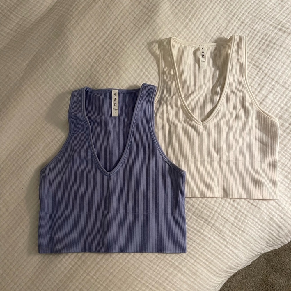 2 Athleta ribbed crop tanks
